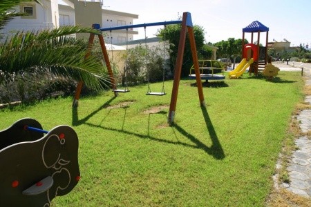 Chrissy's Paradise - 38