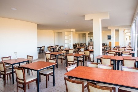 Chrissy's Paradise - 52