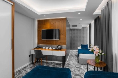 Srbsko  Sky Hotel (Belgrad) 13 dňový pobyt Raňajky Vlastná February 2026 ( 4/02/26-16/02/26)