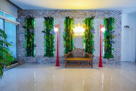 Side Crown Palace - 60