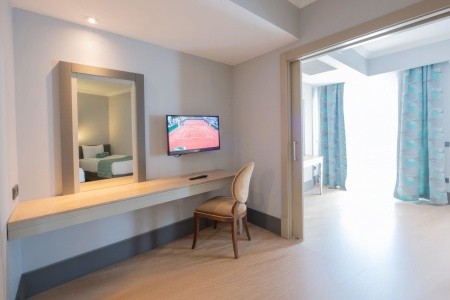 Side Crown Palace - 74