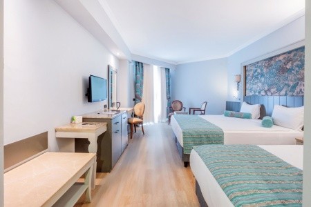 Side Crown Palace - 77