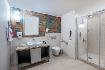 Side Crown Palace - 85