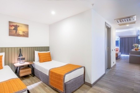 Queen's Park Resort Goynuk - 71