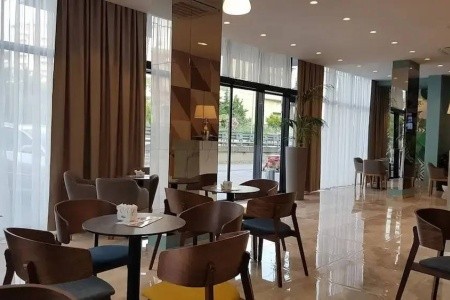 Albánie, Durrës, Blue Marine (Durrës), za <span>24.295</span> Kč