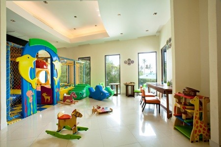 Thajsko Phuket The Vijitt Resort Phuket 12 dňový pobyt Raňajky Letecky Letisko: Praha May 2026 ( 9/05/26-20/05/26)