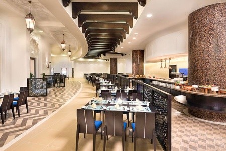 Bahi Ajman Palace Hotel