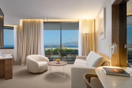 Grand Hotel View - 24