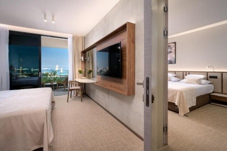 Grand Hotel View - 30