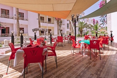 Minamark Beach Resort - 9