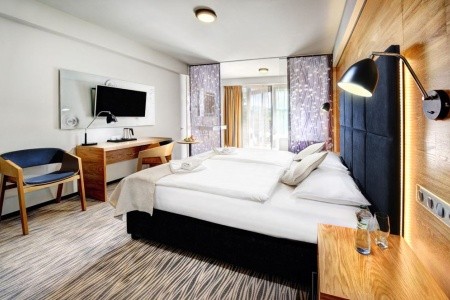 Slovensko Liptov Galeria Thermal Bešeňová 8 dňový pobyt Raňajky Vlastná January 2026 (19/01/26-26/01/26)