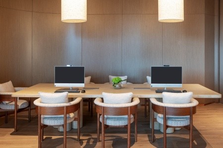 Spojené arabské emiráty Dubaj Sheraton Jumeirah Beach Resort & Towers 10 dňový pobyt Plná penzia Letecky Letisko: Praha March 2026 (21/03/26-30/03/26)