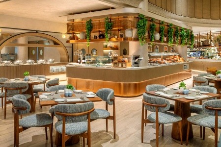 Spojené arabské emiráty Dubaj Sheraton Jumeirah Beach Resort & Towers 10 dňový pobyt Plná penzia Letecky Letisko: Praha March 2026 (21/03/26-30/03/26)