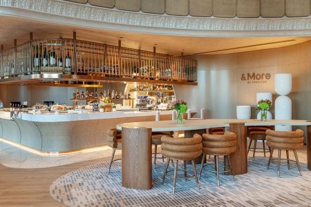 Spojené arabské emiráty Dubaj Sheraton Jumeirah Beach Resort & Towers 10 dňový pobyt Plná penzia Letecky Letisko: Praha March 2026 (21/03/26-30/03/26)