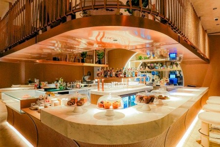 Spojené arabské emiráty Dubaj Sheraton Jumeirah Beach Resort & Towers 10 dňový pobyt Plná penzia Letecky Letisko: Praha March 2026 (21/03/26-30/03/26)