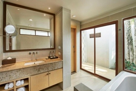 Thajsko Pattaya Sea Sand Sun Resort & Villas 13 dňový pobyt Polpenzia Letecky Letisko: Praha December 2025 (19/12/25-31/12/26)