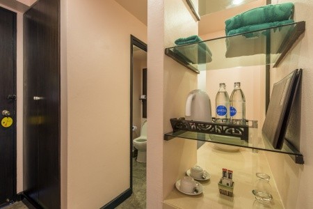 Thajsko Krabi Krabi Cha-Da Resort 10 dňový pobyt Polpenzia Letecky Letisko: Praha March 2026 (28/03/26- 6/04/26)