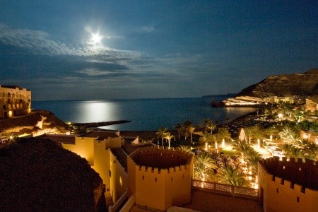 Omán Muscat Shangri - La's Al Bandar 11 dňový pobyt Raňajky Letecky Letisko: Praha February 2026 ( 8/02/26-18/02/26)