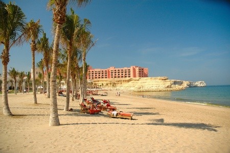 Omán Muscat Shangri - La's Al Bandar 11 dňový pobyt Raňajky Letecky Letisko: Praha February 2026 ( 8/02/26-18/02/26)