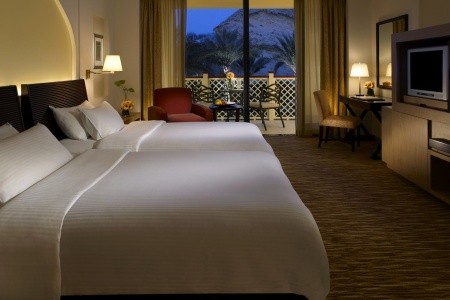 Omán Muscat Shangri - La's Al Bandar 11 dňový pobyt Raňajky Letecky Letisko: Praha February 2026 ( 8/02/26-18/02/26)