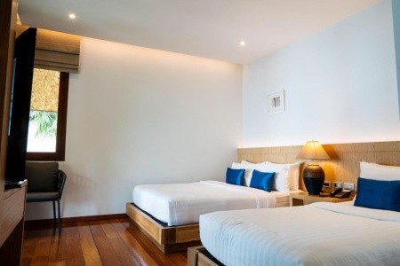 Thajsko Koh Samui Coral Cliff Beach Resort 15 dňový pobyt Raňajky Letecky Letisko: Praha July 2026 ( 9/07/26-23/07/26)