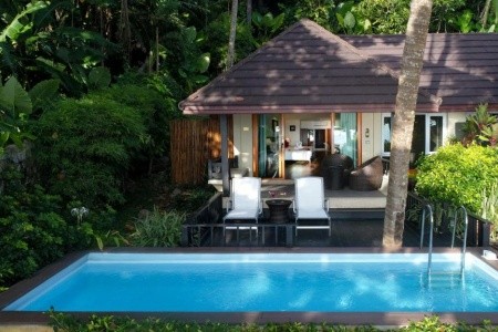 Thajsko Phuket Andaman White Beach Resort 13 dňový pobyt Raňajky Letecky Letisko: Praha July 2026 ( 4/07/26-16/07/26)