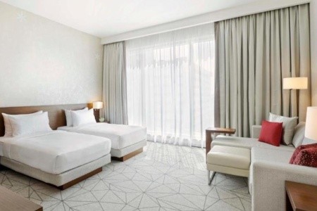 Spojené arabské emiráty Dubaj Hyatt Place Dubai Al Rigga Residences 8 dňový pobyt Polpenzia Letecky Letisko: Praha April 2026 (20/04/26-27/04/26)