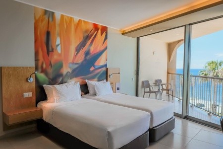 Madeira Caniço The Views Oasis 8 dňový pobyt Polpenzia Letecky Letisko: Budapešť September 2026 ( 7/09/26-14/09/26)