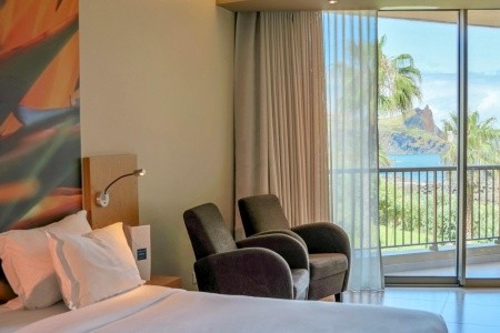 Madeira Caniço The Views Oasis 8 dňový pobyt Polpenzia Letecky Letisko: Budapešť September 2026 ( 7/09/26-14/09/26)