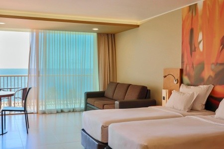 Madeira Caniço The Views Oasis 8 dňový pobyt Polpenzia Letecky Letisko: Budapešť September 2026 ( 7/09/26-14/09/26)