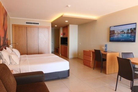 Madeira Caniço The Views Oasis 8 dňový pobyt Polpenzia Letecky Letisko: Budapešť September 2026 ( 7/09/26-14/09/26)