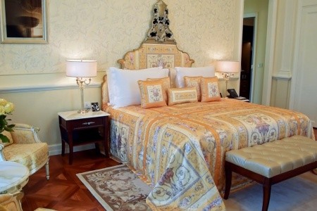 Spojené arabské emiráty Dubaj Palazzo Versace Dubai 8 dňový pobyt Polpenzia Letecky Letisko: Praha September 2025 ( 3/09/25-10/09/25)