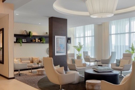 Spojené arabské emiráty Dubaj Hyatt Place Dubai Jumeirah 9 dňový pobyt Raňajky Letecky Letisko: Praha May 2026 ( 5/05/26-13/05/26)