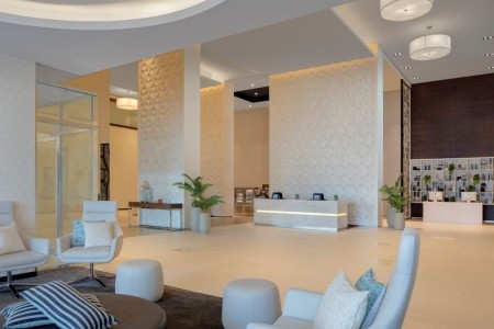 Spojené arabské emiráty Dubaj Hyatt Place Dubai Jumeirah 9 dňový pobyt Raňajky Letecky Letisko: Praha May 2026 ( 5/05/26-13/05/26)