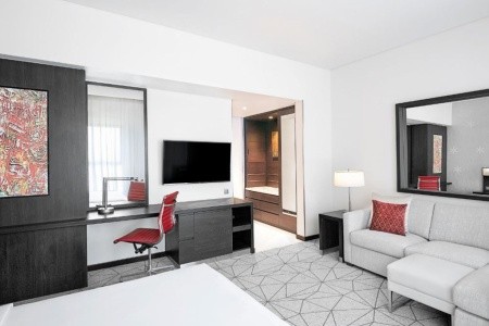 Spojené arabské emiráty Dubaj Hyatt Place Dubai Jumeirah 9 dňový pobyt Raňajky Letecky Letisko: Praha May 2026 ( 5/05/26-13/05/26)