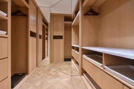 The Ritz Carlton - 14