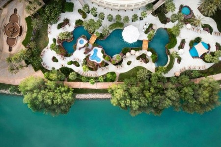 The Ritz Carlton - 25