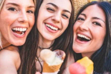 Zmrzlinová mapa světa: Kam se vydat za sladkým osvěžením?