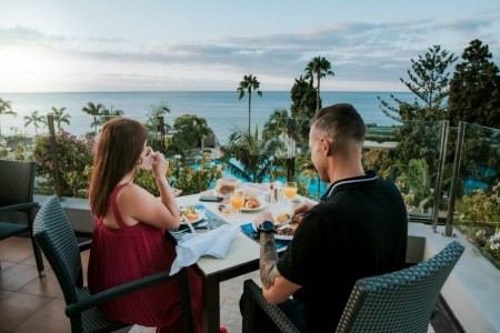 Madeira Funchal Pestana Carlton Madeira Premium Ocean Resort 8 dňový pobyt Raňajky Letecky Letisko: Viedeň March 2026 ( 6/03/26-13/03/26)