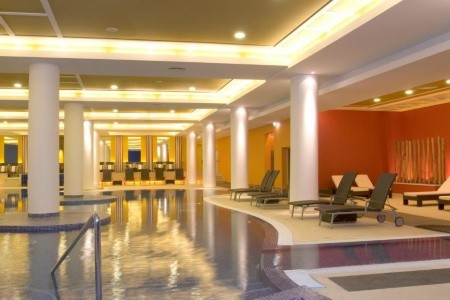 Madeira Funchal Pestana Casino Park 8 dňový pobyt Raňajky Letecky Letisko: Viedeň February 2026 ( 2/02/26- 9/02/26)