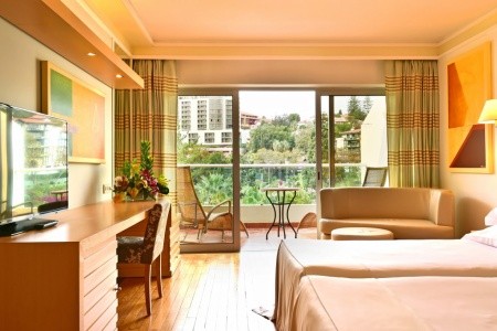 Pestana Carlton Madeira Premium Ocean Resort - 23