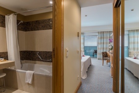 Pestana Carlton Madeira Premium Ocean Resort - 25