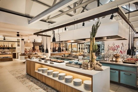 Maurícius Belle Mare Constance Belle Mare Plage 7 dňový pobyt All Inclusive Letecky Letisko: Praha August 2026 (27/08/26- 2/09/26)