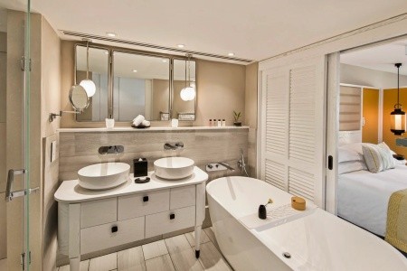 Maurícius Belle Mare Constance Belle Mare Plage 7 dňový pobyt All Inclusive Letecky Letisko: Praha August 2026 (27/08/26- 2/09/26)