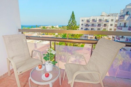 Marlita Beach Hotel Apartments - 11