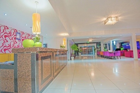 Marlita Beach Hotel Apartments - 18