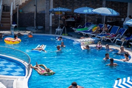 Relax Beach (Alanya) - 2