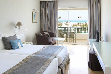 Royal Garden Palace - 55