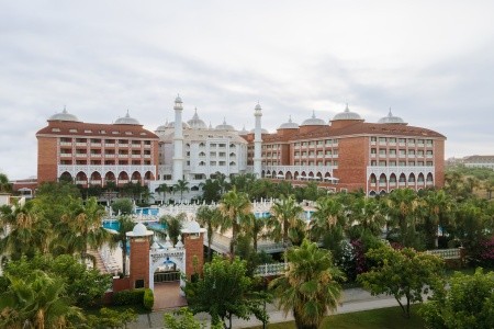 Royal Taj Mahal - 82