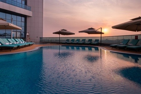 Spojené arabské emiráty Dubaj Millennium Place Barsha Heights 6 dňový pobyt Polpenzia Letecky Letisko: Praha April 2026 ( 2/04/26- 7/04/26)